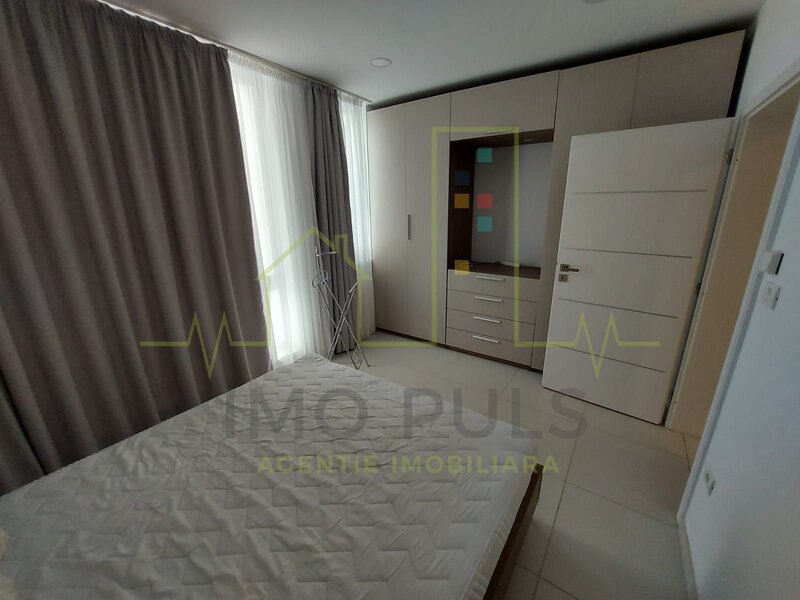 Timisoara, ap cu acces in curtea inierbata, loc de parcare inclus,